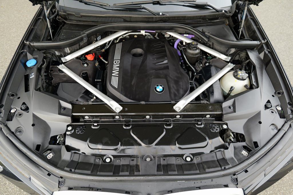 Used 2024 BMW X7 xDrive40i image 63