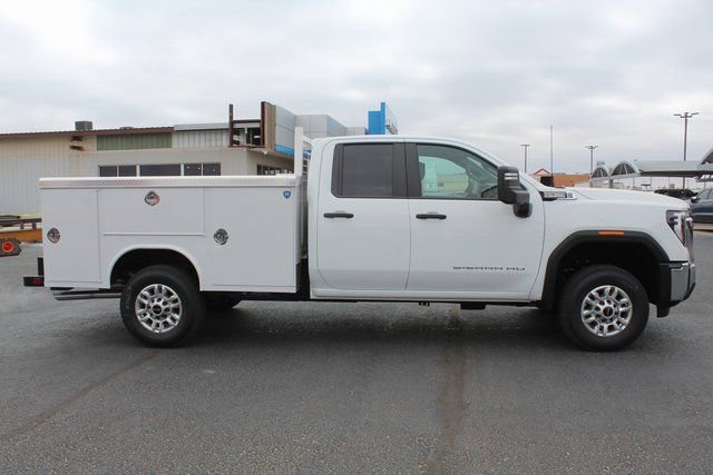New 2026 GMC Sierra 2500 Pro w/ Convenience Package AWD/4WD image 2