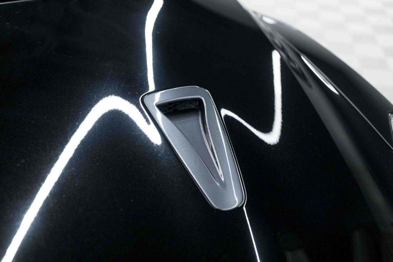 Used 2015 Nissan GT-R Premium AWD/4WD image 13