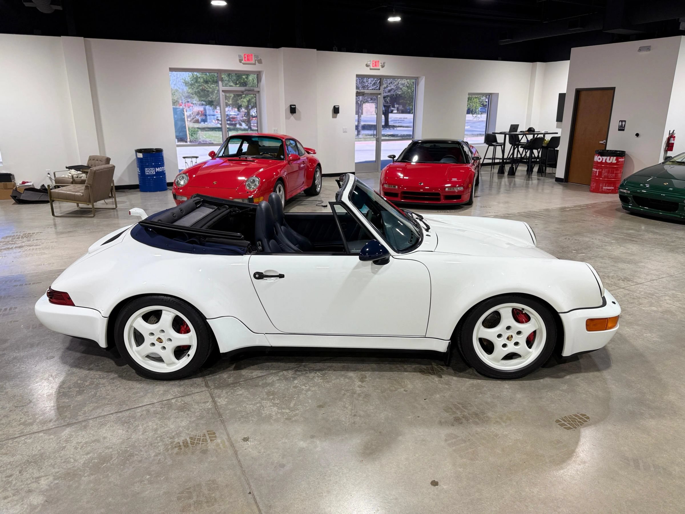 Used 1993 Porsche 911 America Roadster RWD image 5
