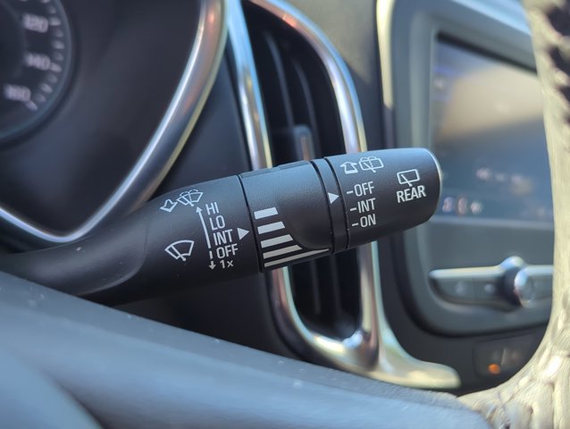 Used 2022 Chevrolet Equinox LT image 16