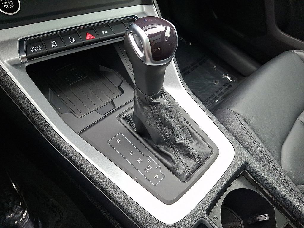 Used 2022 Audi Q3 2.0T Premium Plus w/ Premium Plus Package image 10