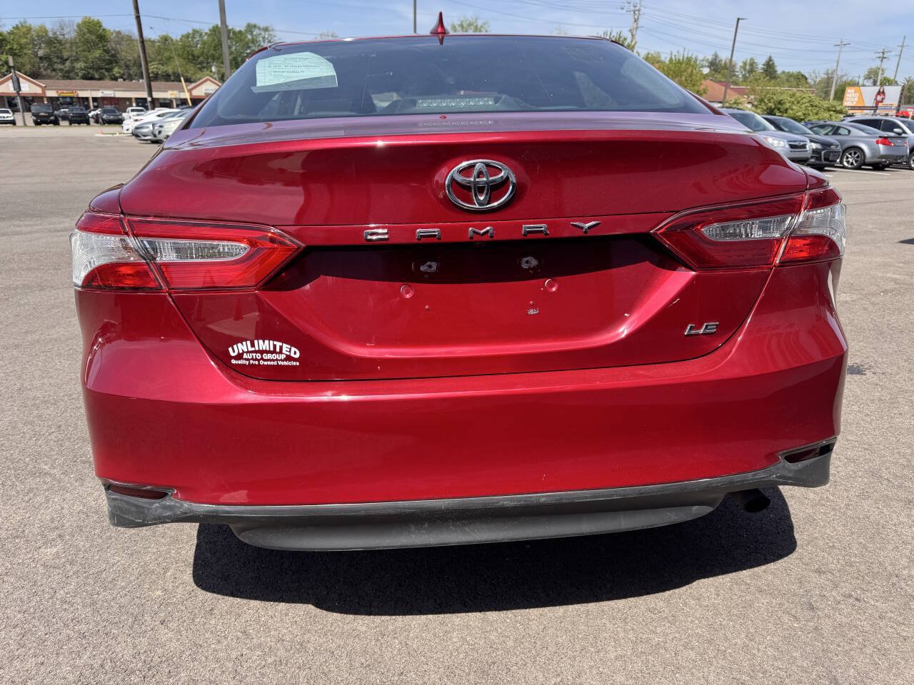Used 2020 Toyota Camry LE FWD image 9