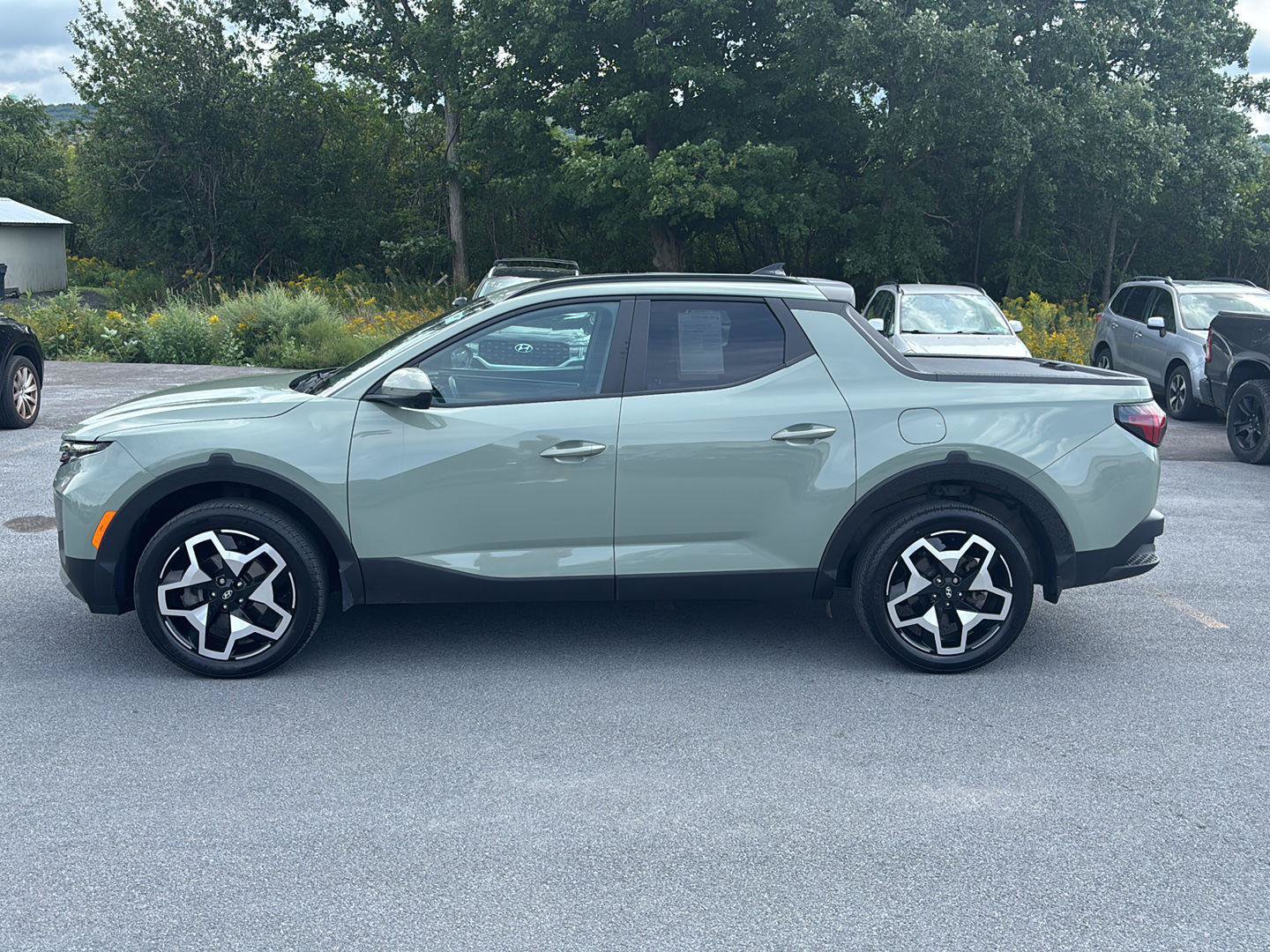 Used 2024 Hyundai Santa Cruz Limited AWD/4WD image 6