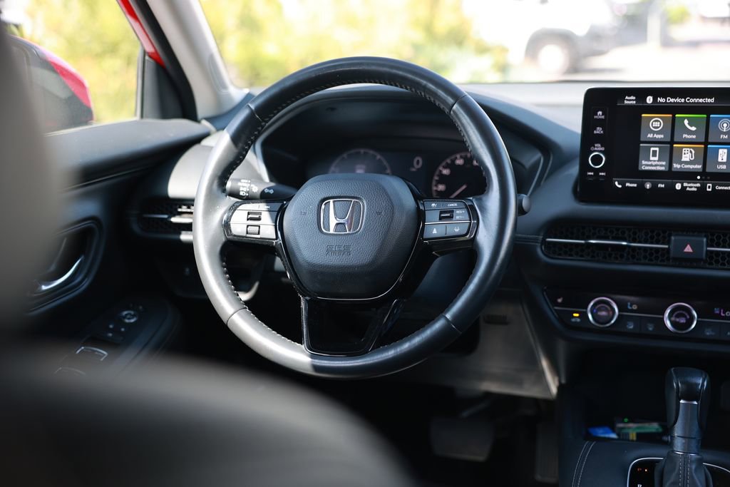 Used 2023 Honda HR-V EX-L image 25