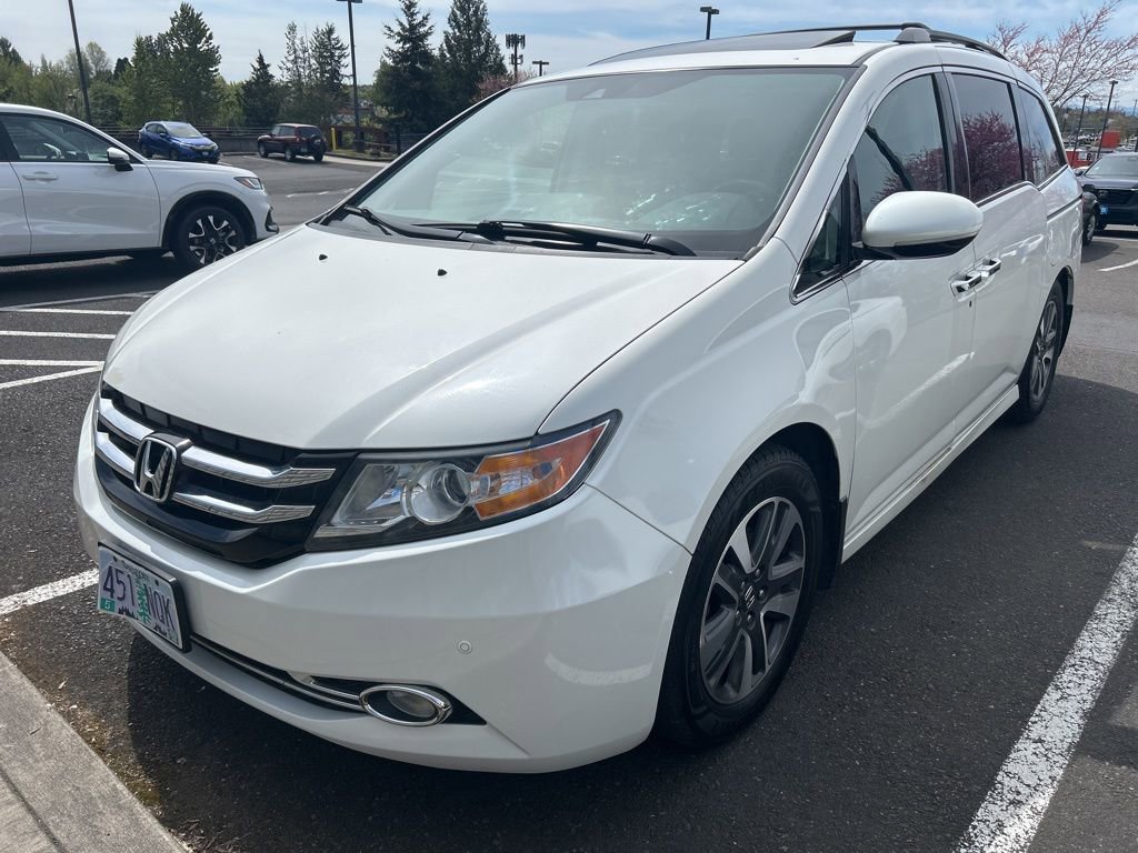 Used 2015 Honda Odyssey Touring image 1