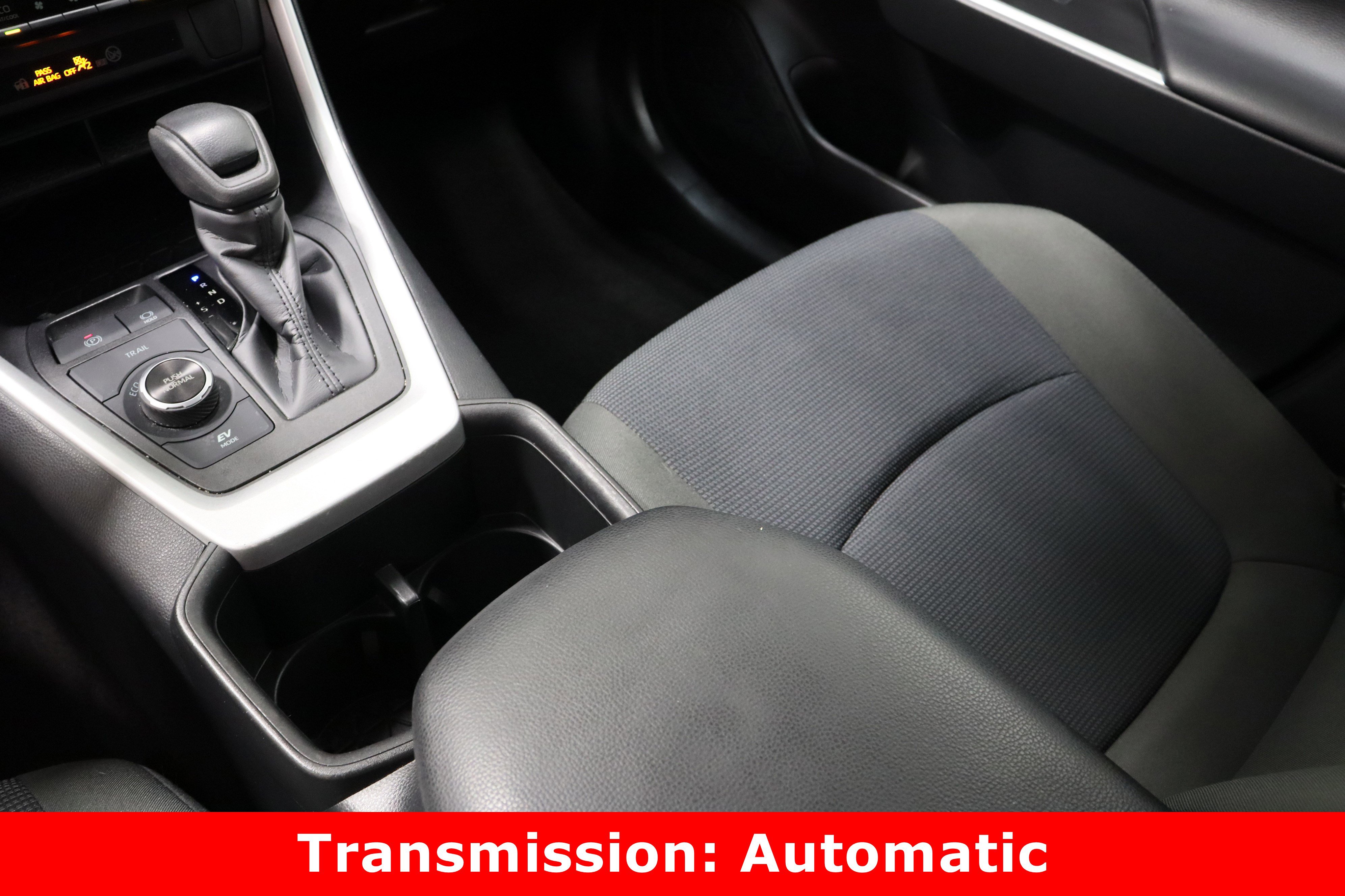 Used 2024 Toyota RAV4 LE image 16