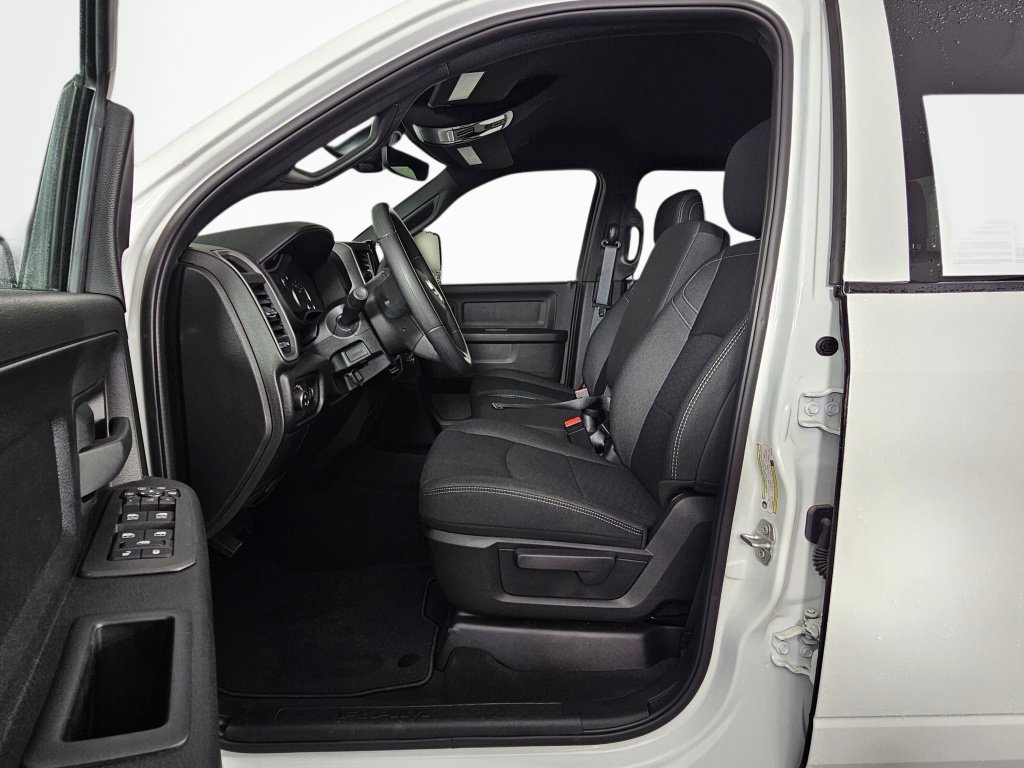 New 2026 RAM 3500 Tradesman AWD/4WD image 18