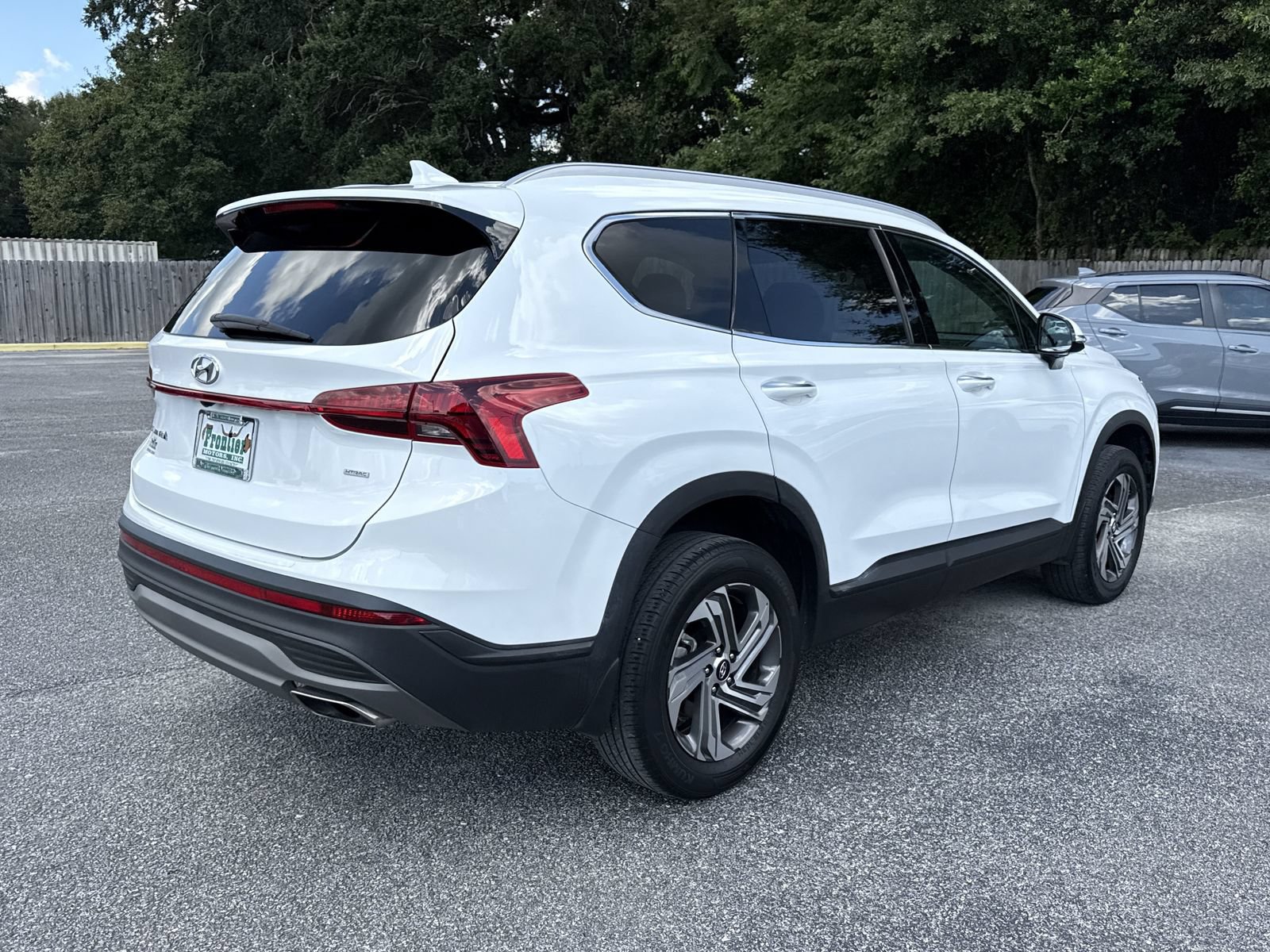 Used 2023 Hyundai Santa Fe SEL AWD/4WD image 5