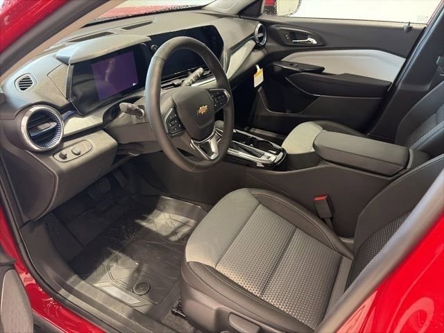 New 2026 Chevrolet Trax LT w/ Driver Confidence Package FWD image 8