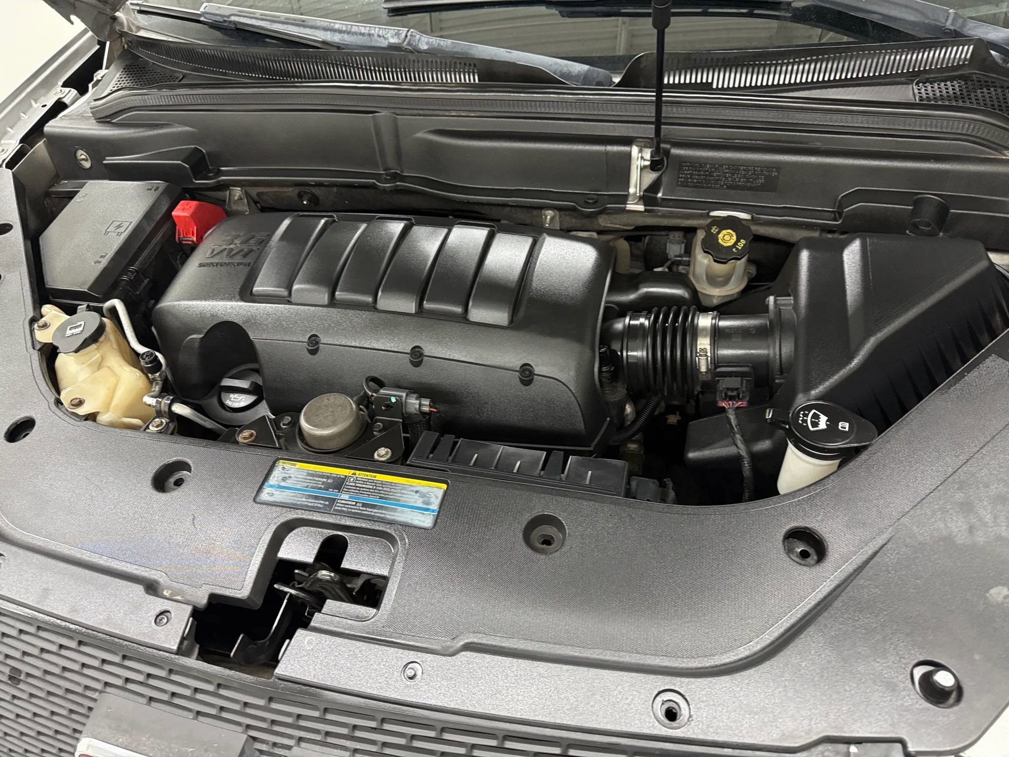 Used 2010 GMC Acadia SLT w/ Technology Package image 26