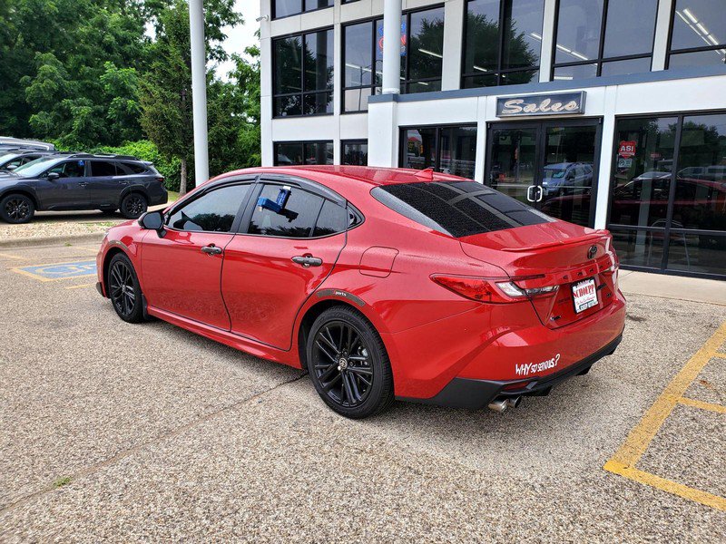 Used 2025 Toyota Camry SE FWD image 7