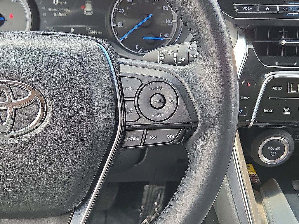 Used 2023 Toyota Venza XLE AWD/4WD image 20