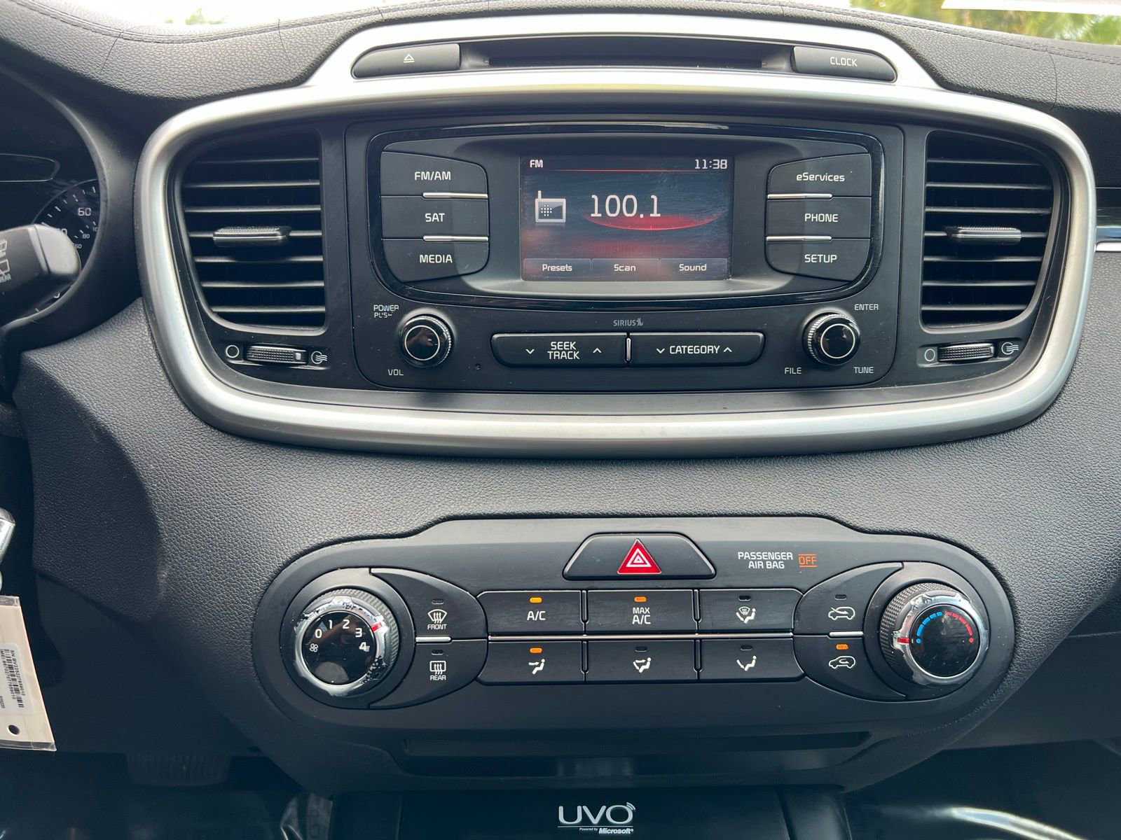 Used 2016 Kia Sorento LX image 33