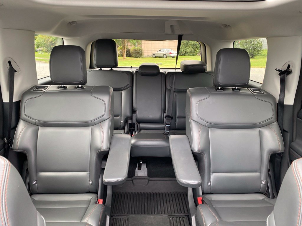 Certified 2025 Ford Expedition Active AWD/4WD image 29