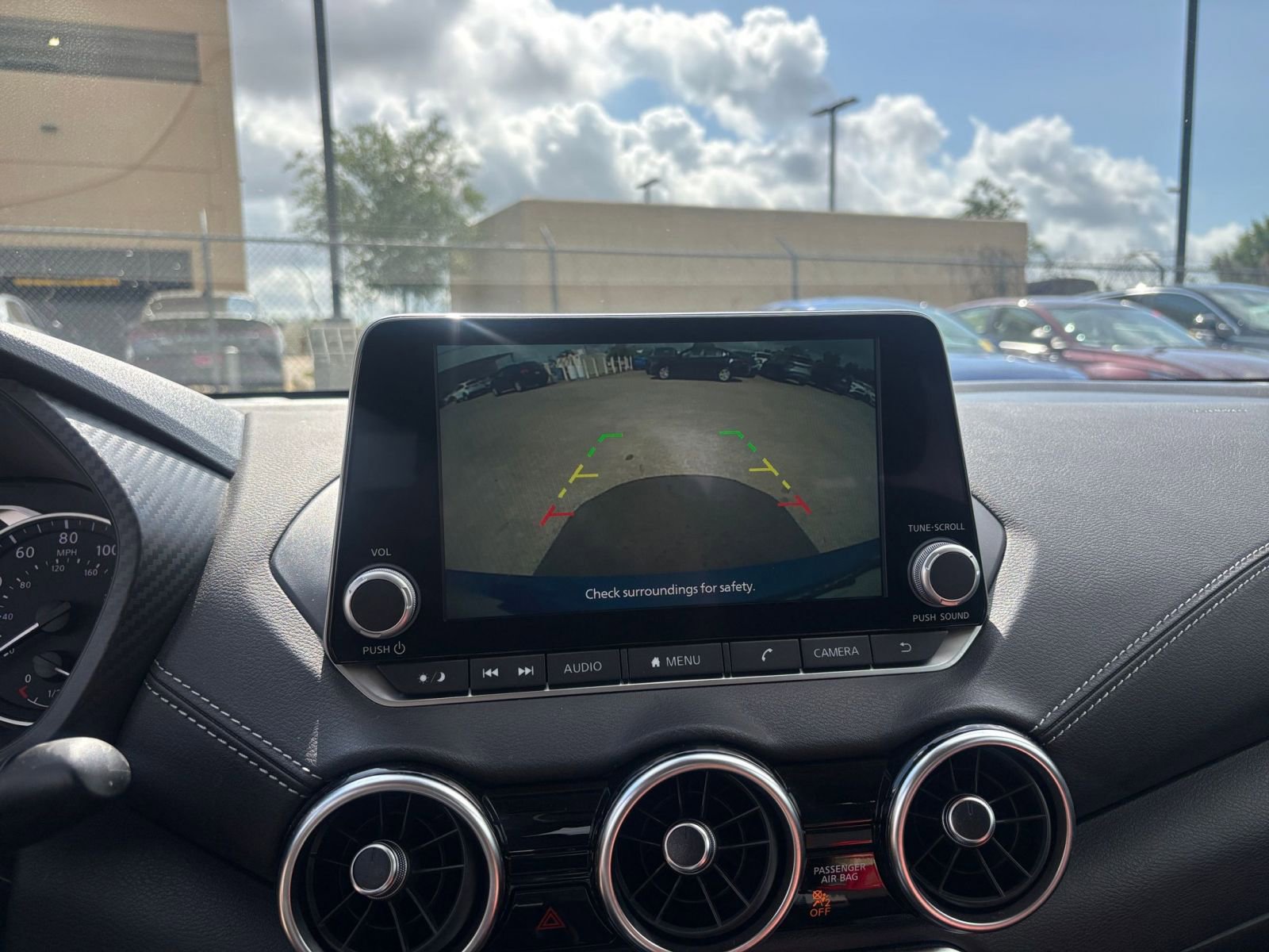 Used 2025 Nissan Sentra SV image 22