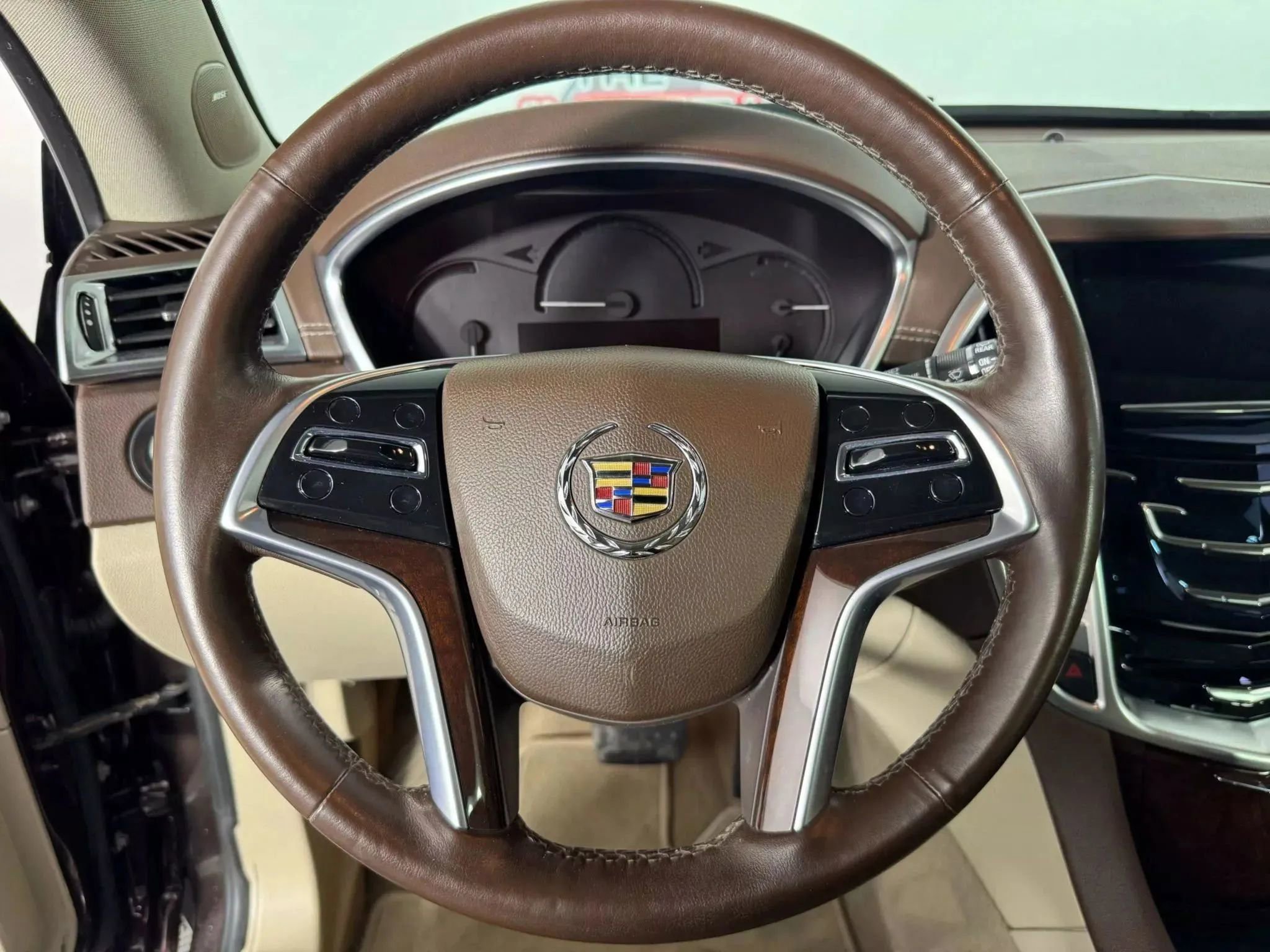 Used 2016 Cadillac SRX Luxury w/ Driver Awareness Package image 13