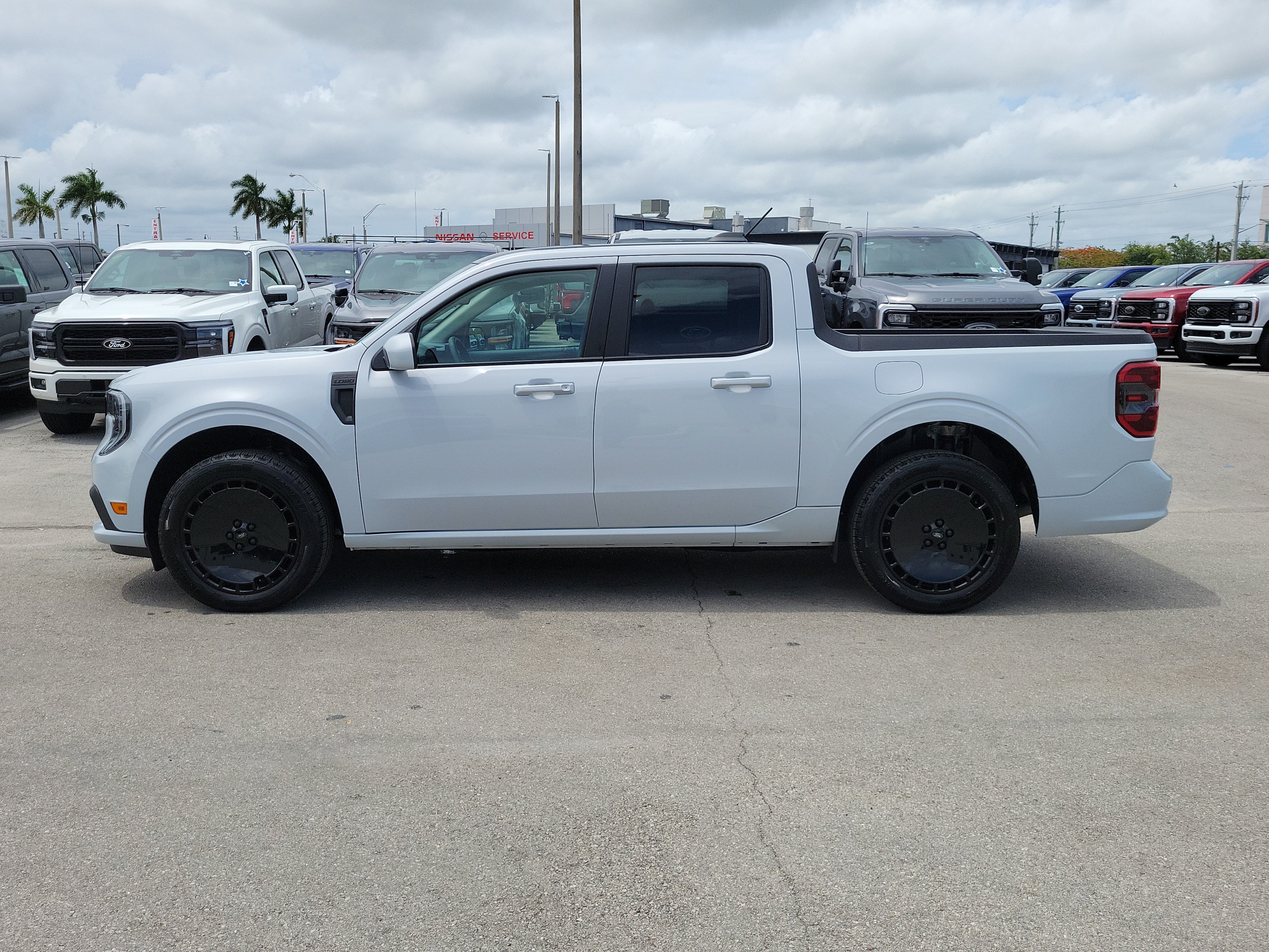 Used 2026 Ford Maverick Lobo AWD/4WD image 8