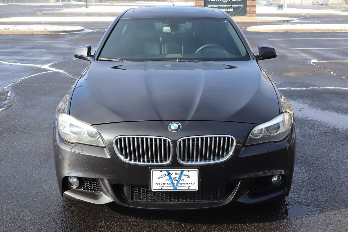 Used 2013 BMW 550i xDrive Sedan image 12