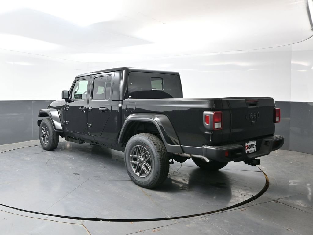 New 2026 Jeep Gladiator Sport AWD/4WD image 7