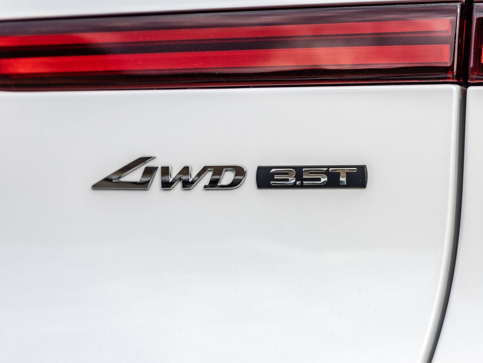 Used 2026 Genesis GV70 3.5T Sport Prestige AWD/4WD image 16