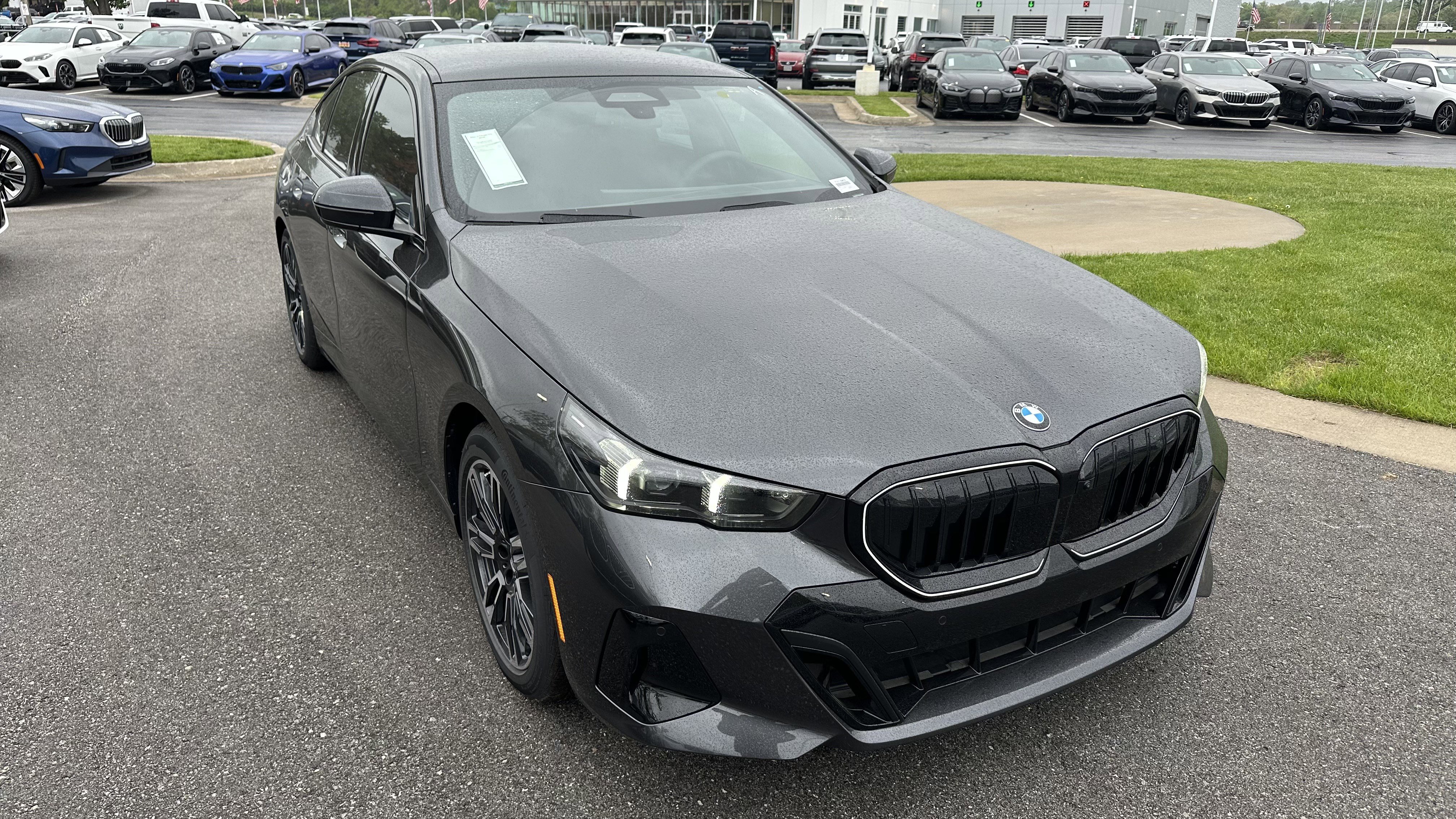 New 2026 BMW 540i xDrive w/ Executive Package AWD/4WD image 2