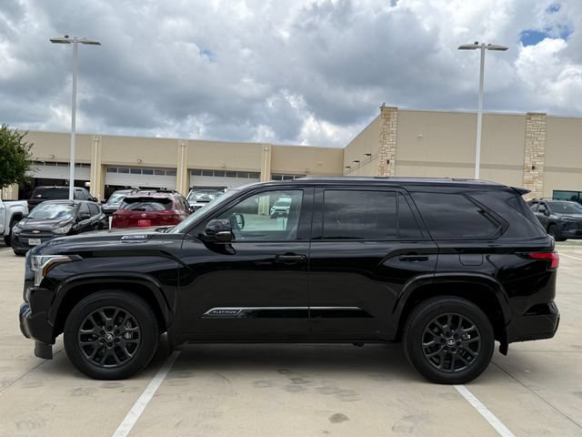 Used 2025 Toyota Sequoia Platinum AWD/4WD image 7