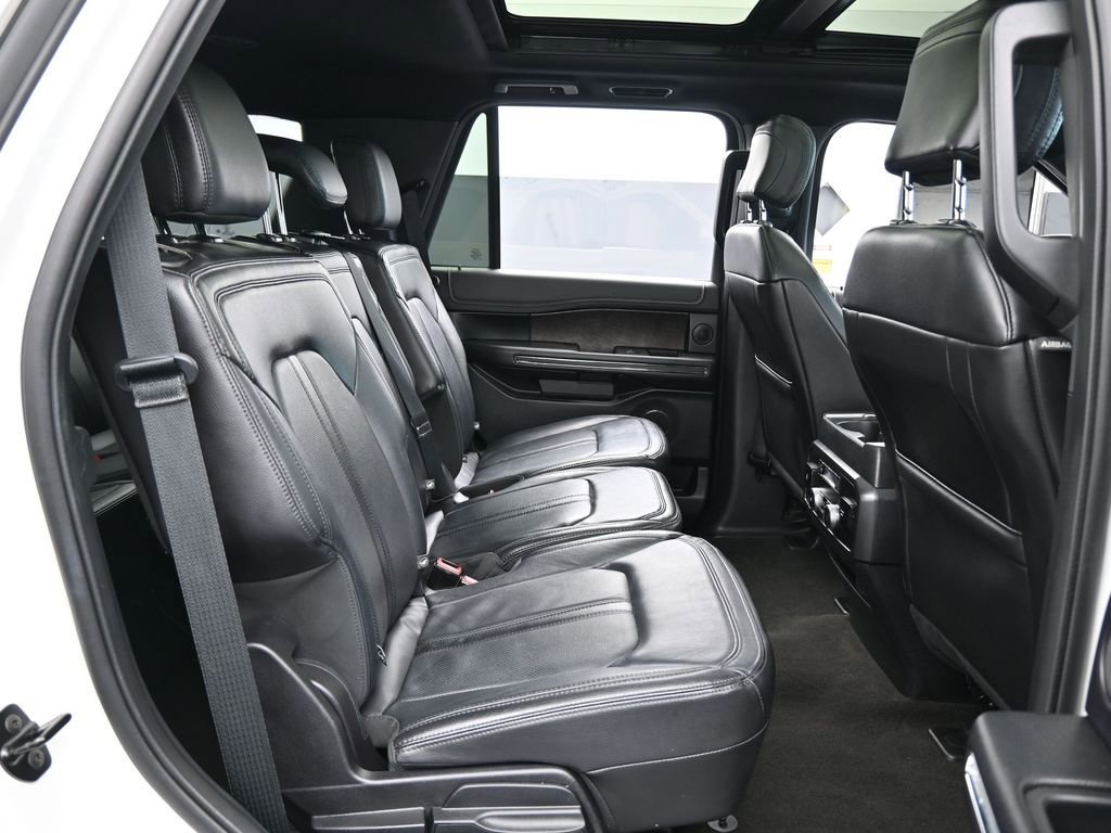 Used 2020 Ford Expedition Limited image 45