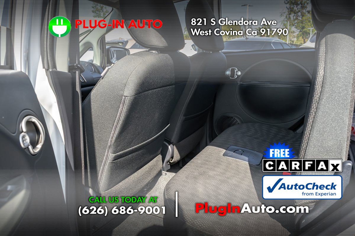 Used 2017 Mitsubishi i ES image 8