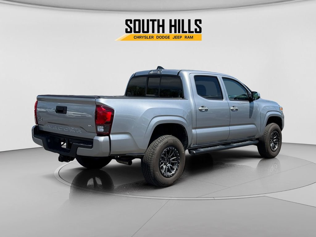Used 2021 Toyota Tacoma SR AWD/4WD image 5