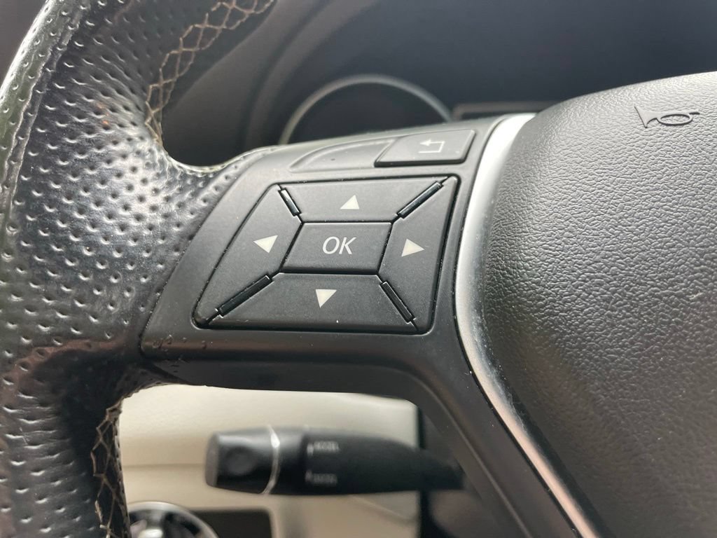 Used 2014 Mercedes-Benz CLA 250 image 11