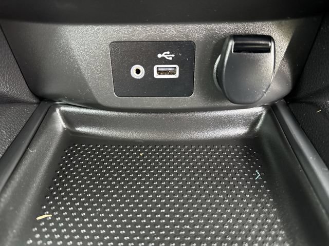 Used 2020 Nissan Rogue SV AWD/4WD image 34