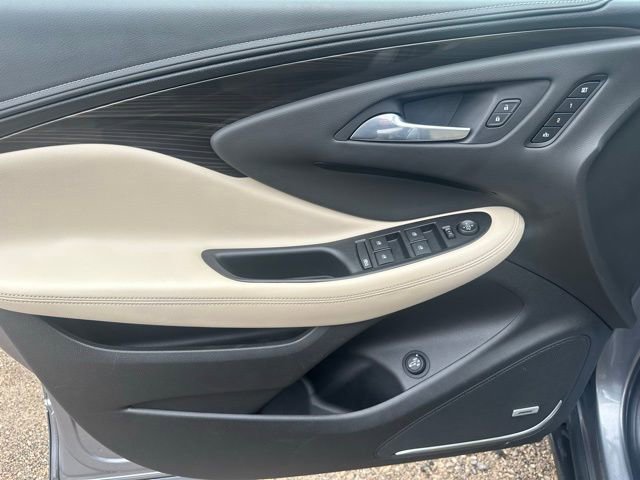 Used 2019 Buick Envision Premium w/ Driver Confidence Package image 24