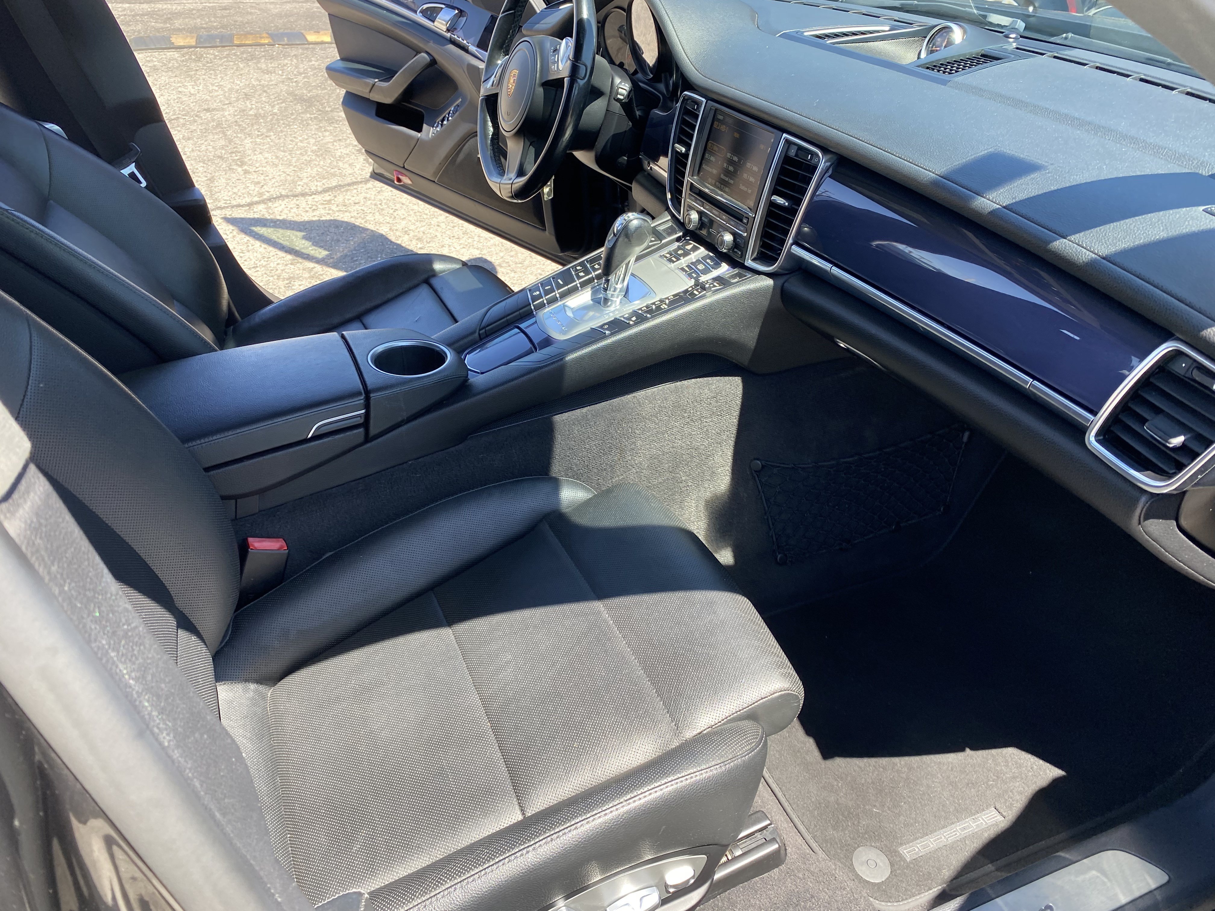 Used 2016 Porsche Panamera Edition RWD image 22
