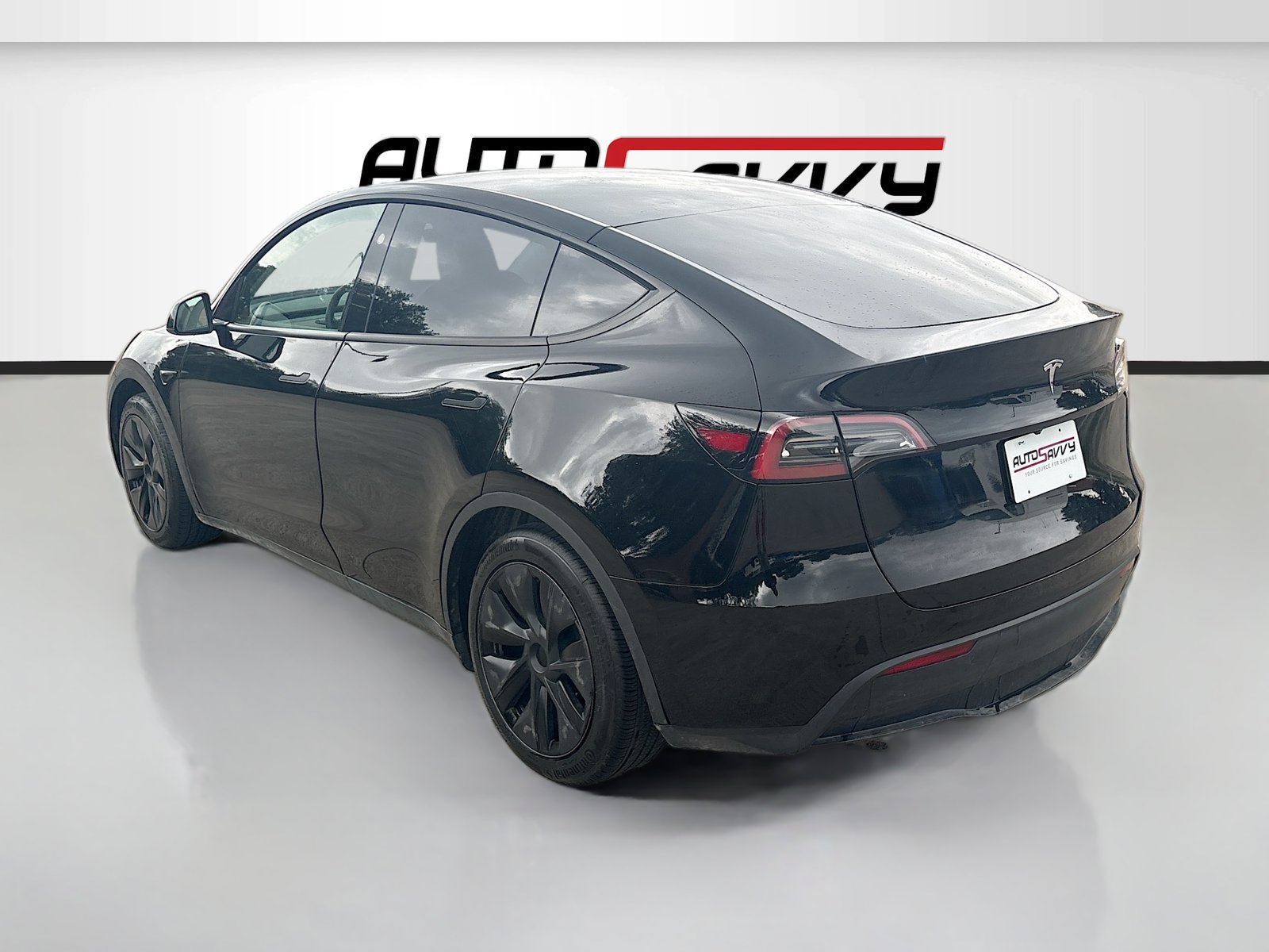 Used 2025 Tesla Model Y Long Range RWD image 5