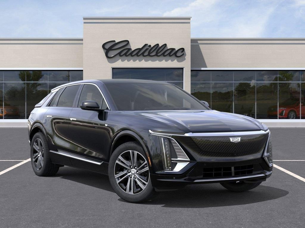 New 2026 Cadillac Lyriq Luxury RWD image 7