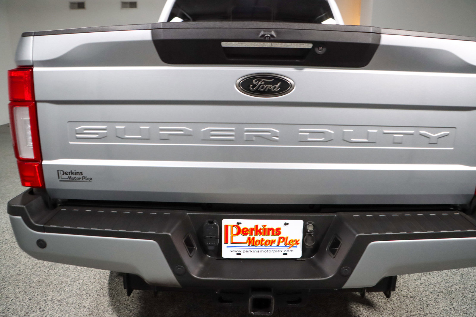 Used 2022 Ford F250 Lariat w/ Black Appearance Pkg image 8