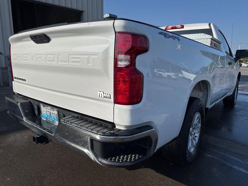 Used 2022 Chevrolet Silverado 1500 W/T w/ WT Value Package image 5