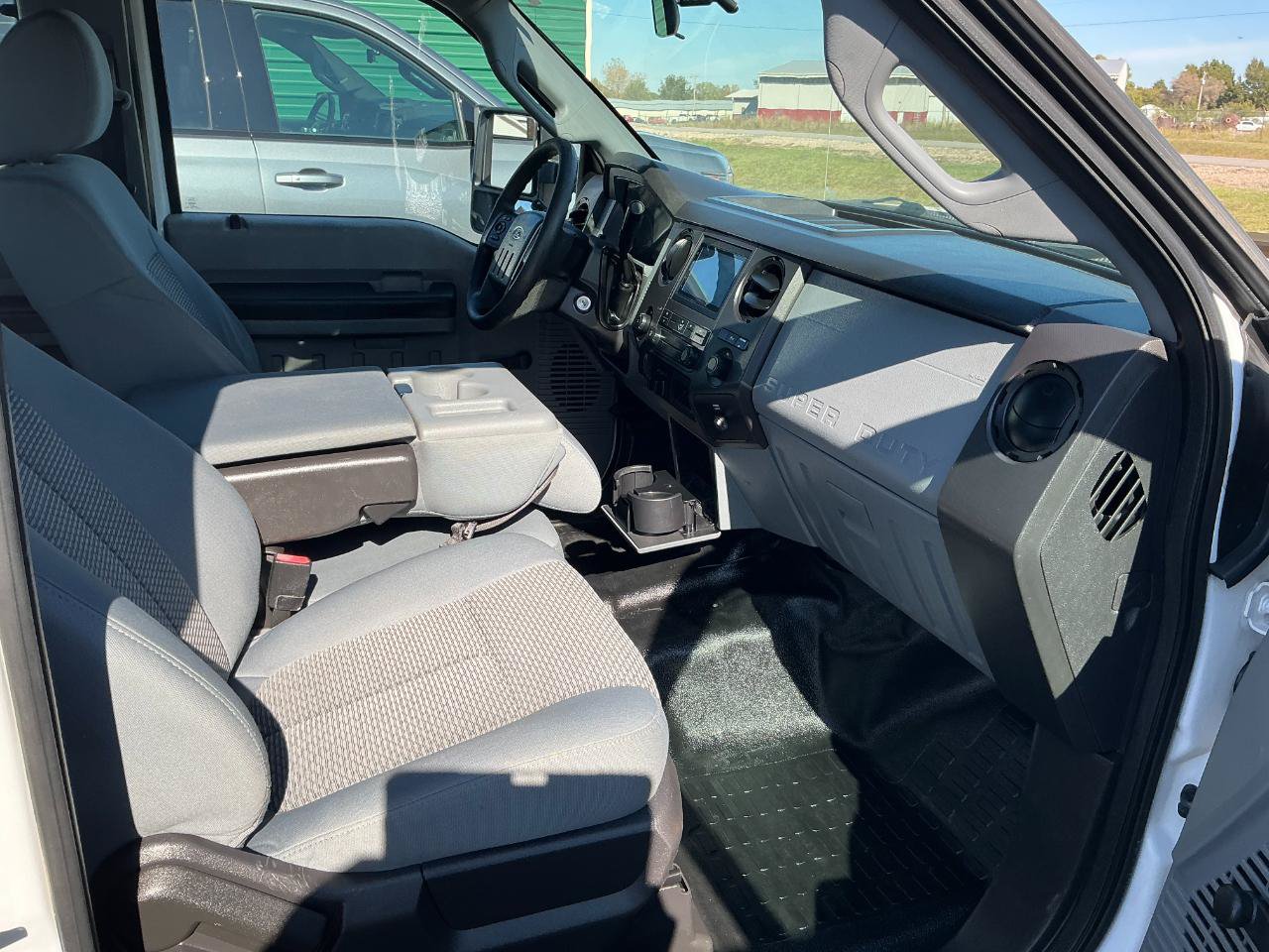Used 2015 Ford F250 XL RWD image 12