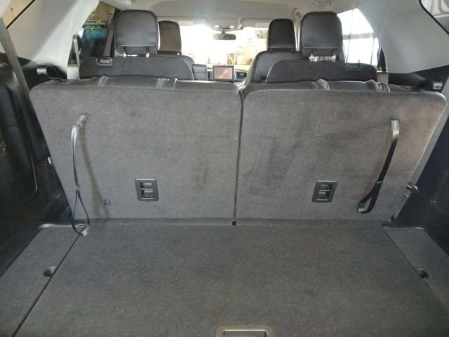 Used 2023 Ford Explorer XLT w/ Equipment Group 202A image 40