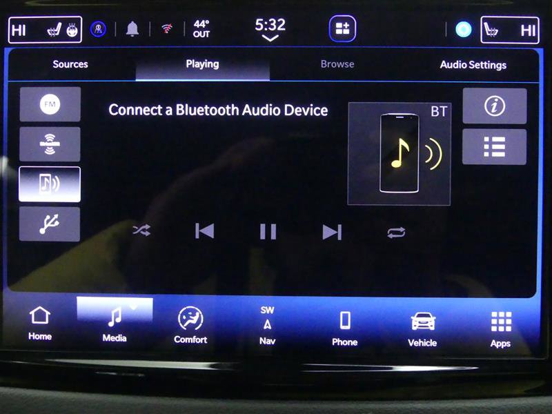 Used 2023 Chrysler Pacifica Limited AWD/4WD image 14