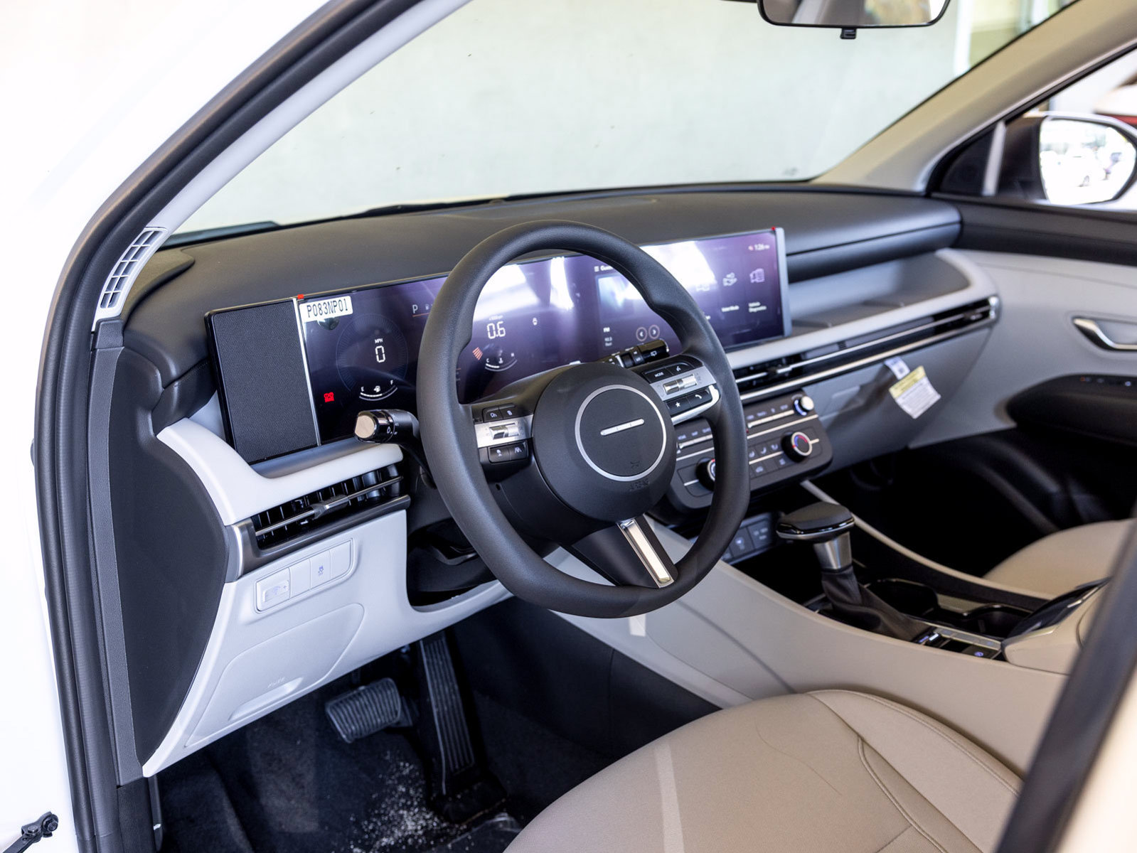 New 2025 Hyundai Tucson SE FWD image 17