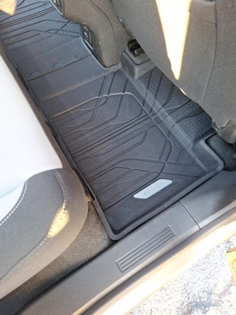 Used 2018 Chevrolet Equinox LT w/ Sun & Infotainment Package image 31