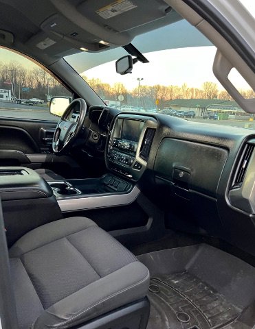 Used 2018 Chevrolet Silverado 1500 LT w/ All Star Edition image 19