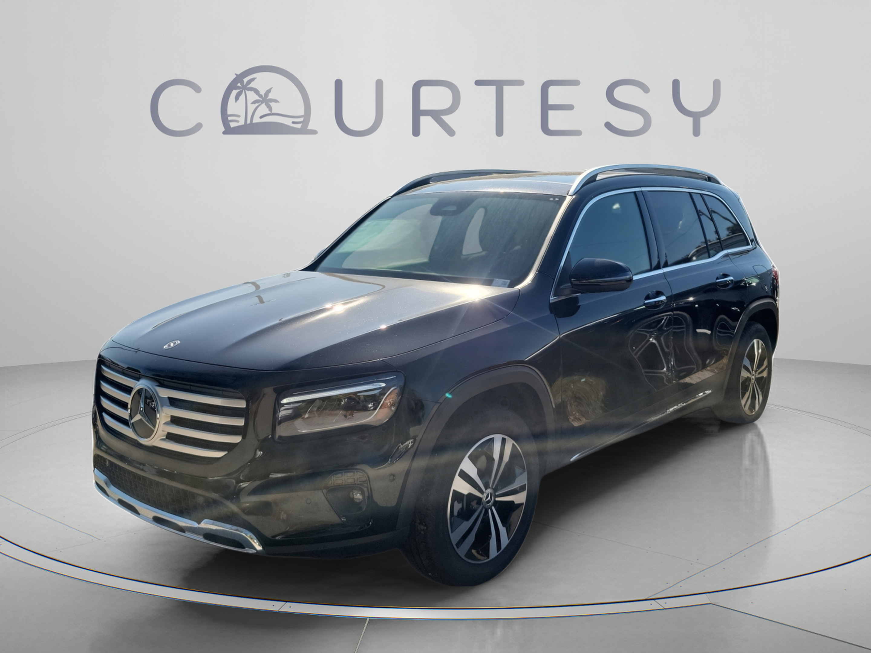 Certified 2026 Mercedes-Benz GLB 250 image 1