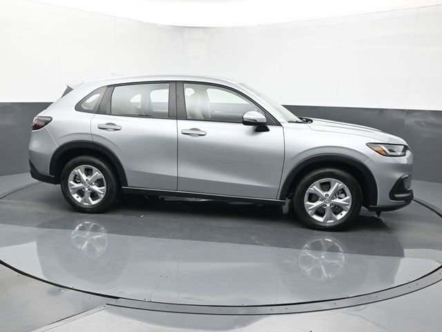 Used 2023 Honda HR-V LX image 6