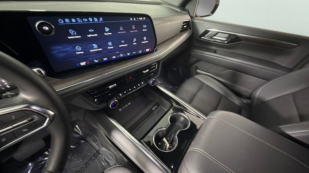 Certified 2025 Chevrolet Suburban LT w/ Comfort Package RWD image 20