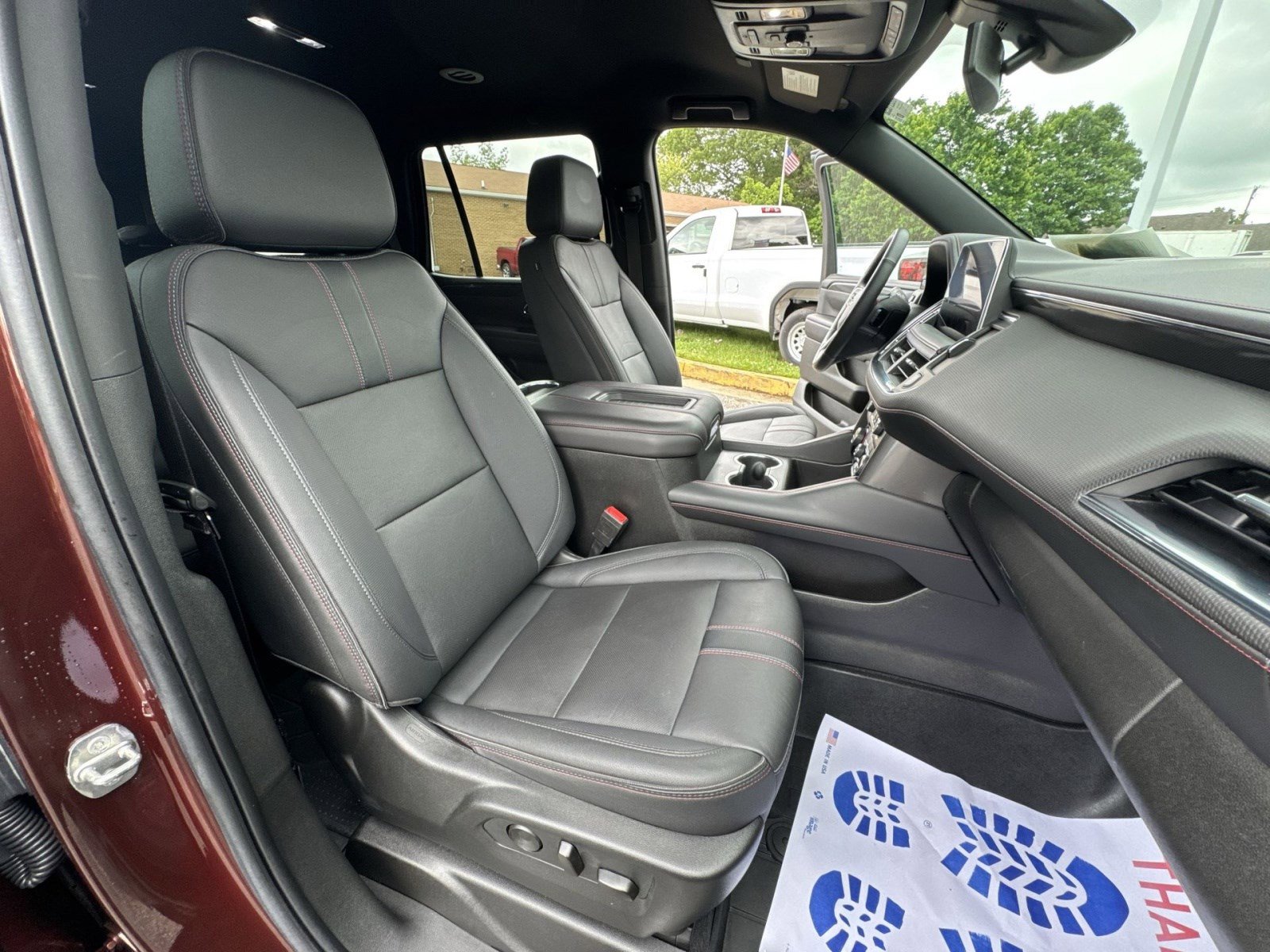 Used 2022 Chevrolet Tahoe RST w/ Luxury Package AWD/4WD image 26