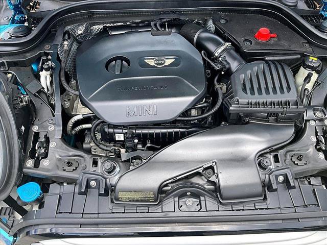 Used 2015 MINI Cooper 2-Door Hardtop FWD image 11