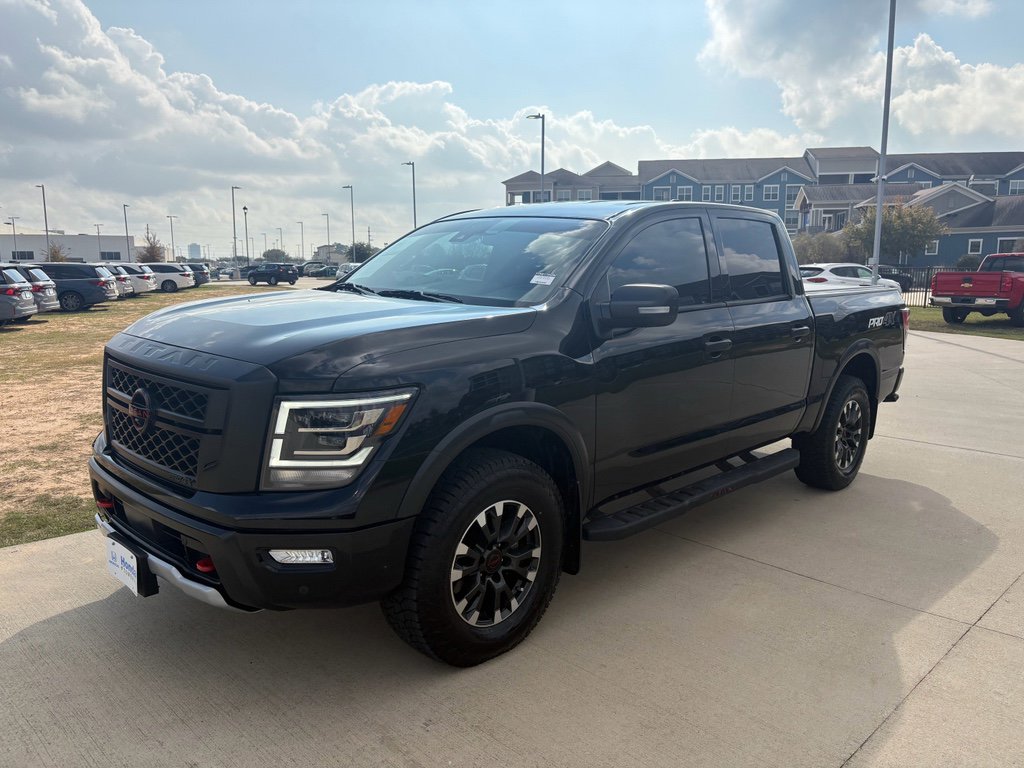 Used 2023 Nissan Titan PRO-4X w/ Pro-4x Convenience Package image 4